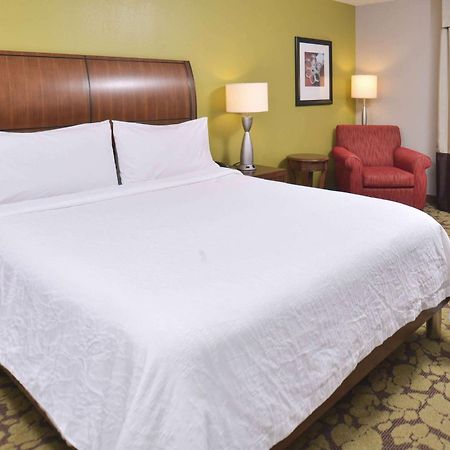 Hilton Garden Inn Indianapolis/Carmel Kültér fotó
