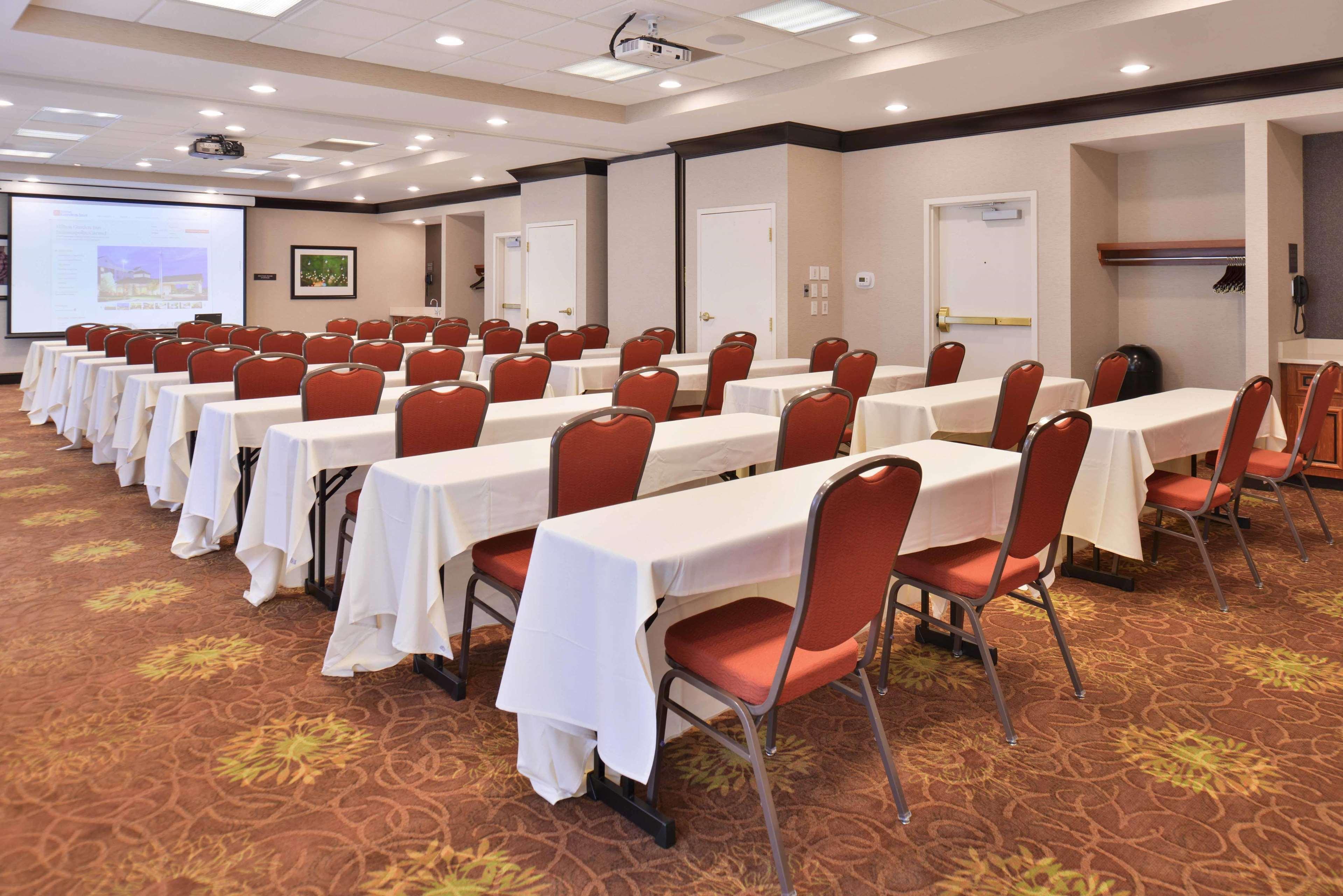 Hilton Garden Inn Indianapolis/Carmel Kültér fotó
